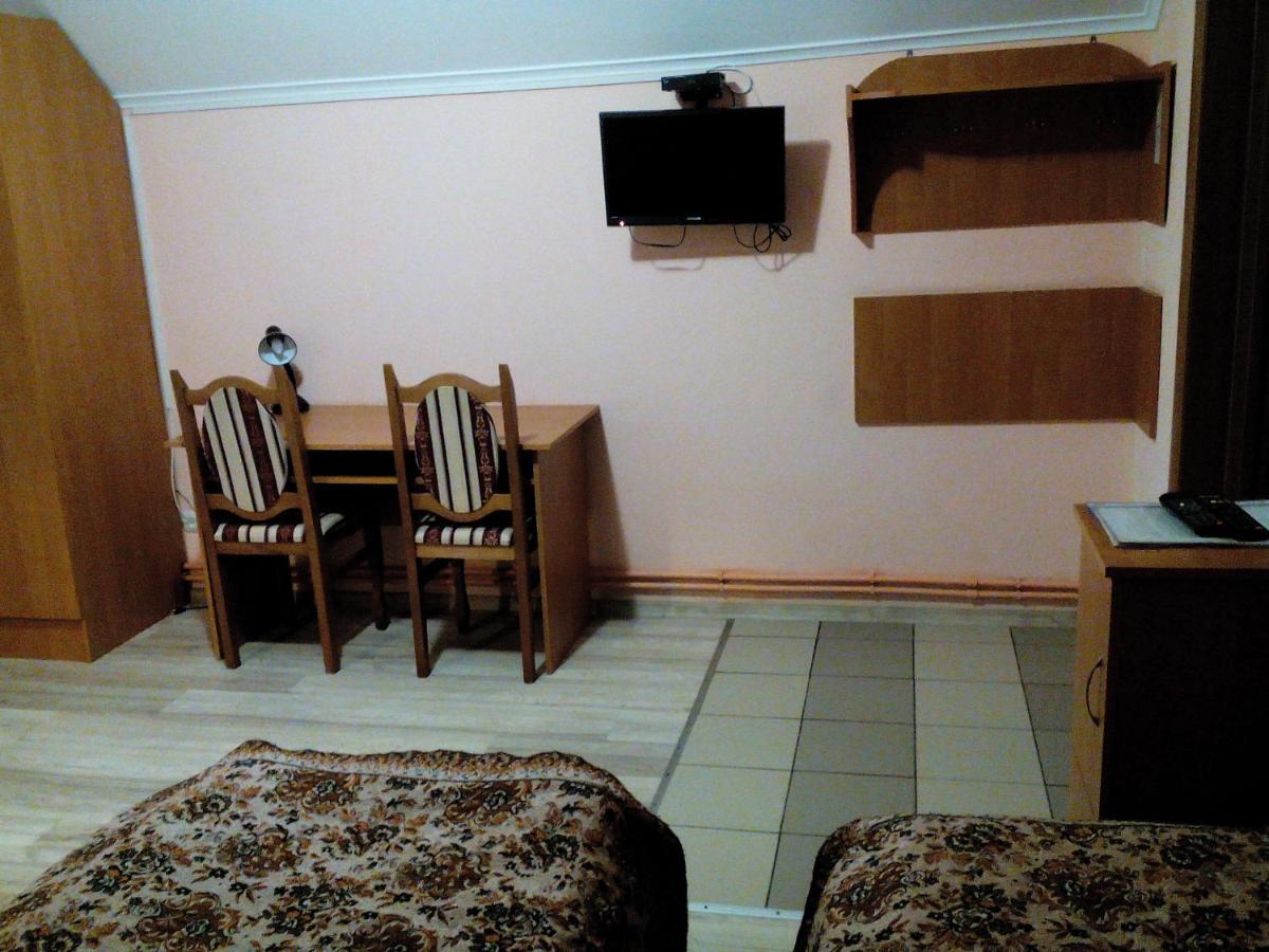 Hostel On Flotska Ivano-Frankivs'k Exterior photo